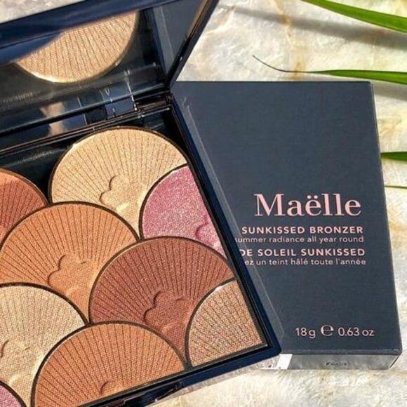Maelle SUNKISSED BRONZER - Natural sun-kissed summer glow, browned butter bronze - Picture 2 of 3